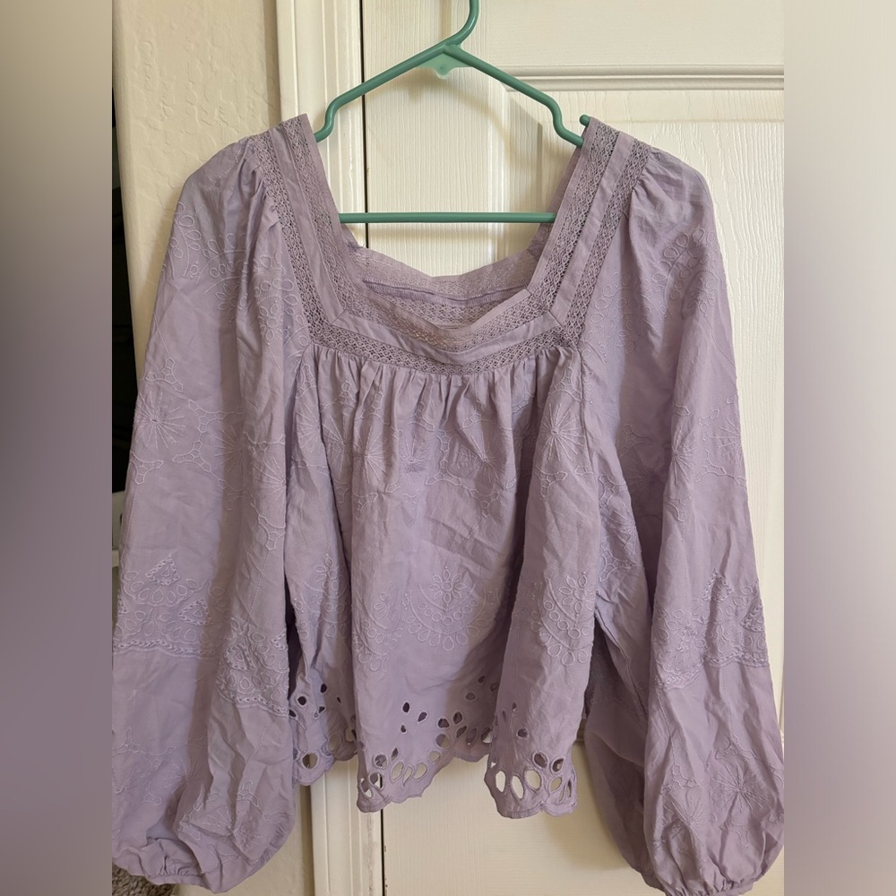 Women’s Cropped Blouse